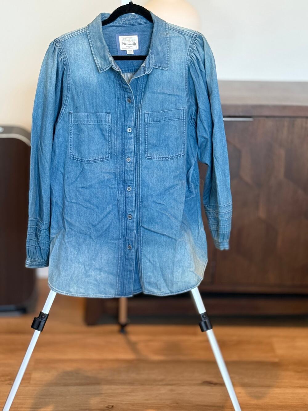 American Eagle Denim Button Down Shirt - size